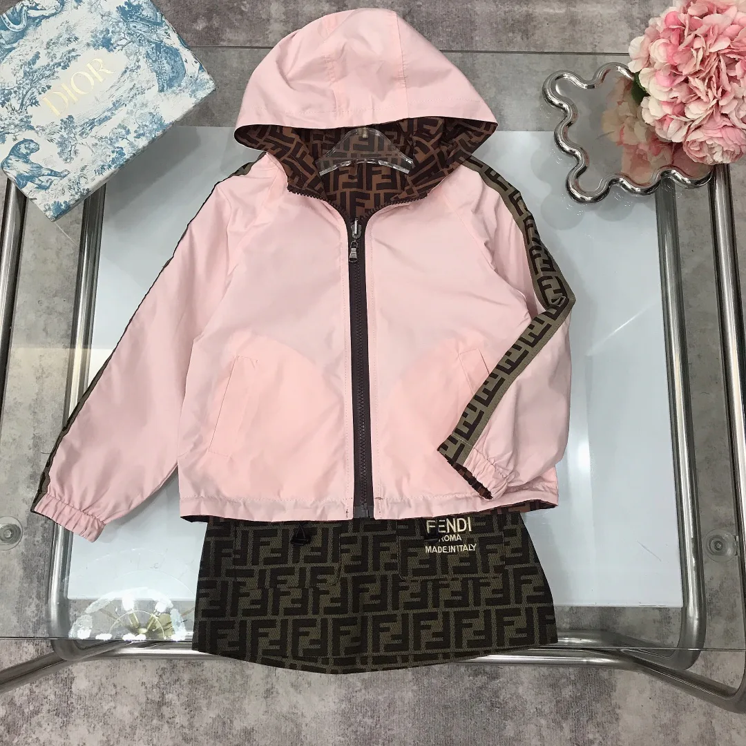 Куртки Женские Fendi Куртки Женские Fendi