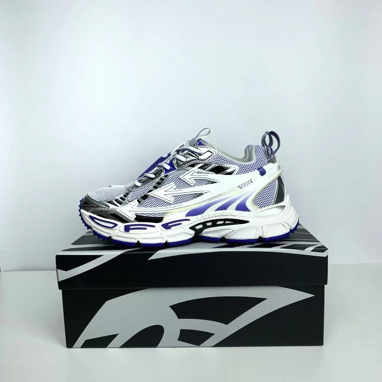 Кроссовки Женские Off-White 1893496