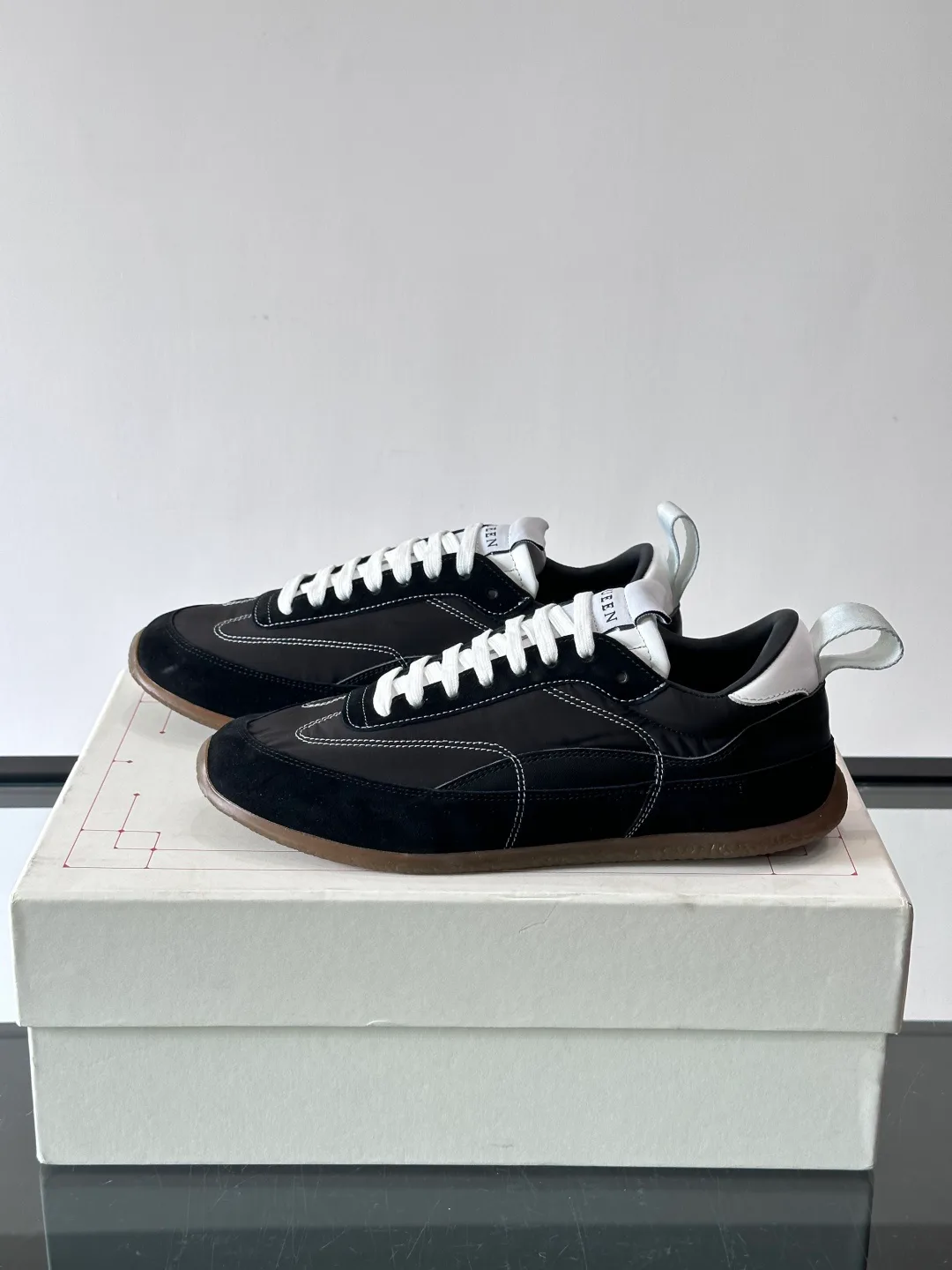 Кроссовки Женские Alexander Mcqueen 11228447