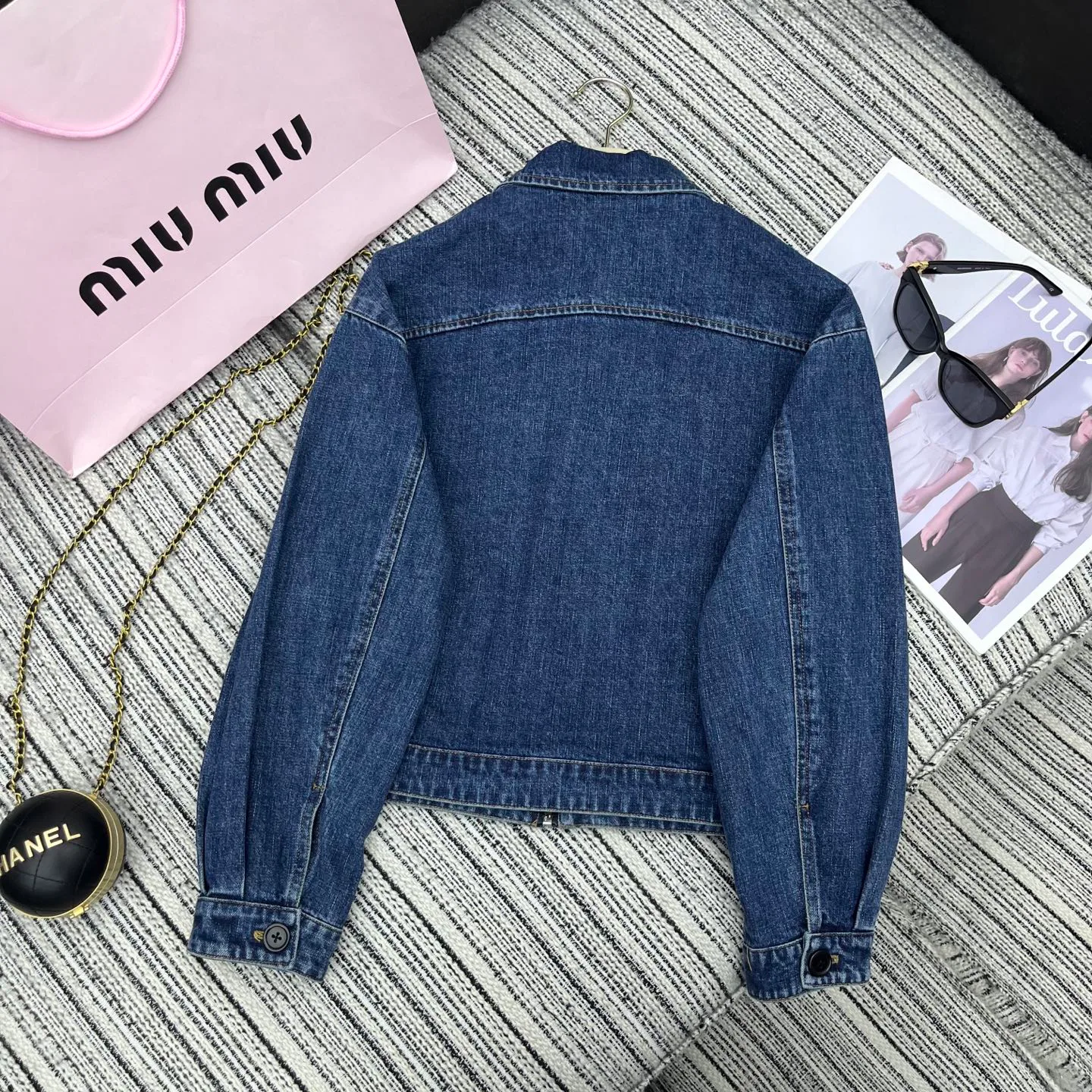 Куртки И Пуховики Женские Miu Miu 23354