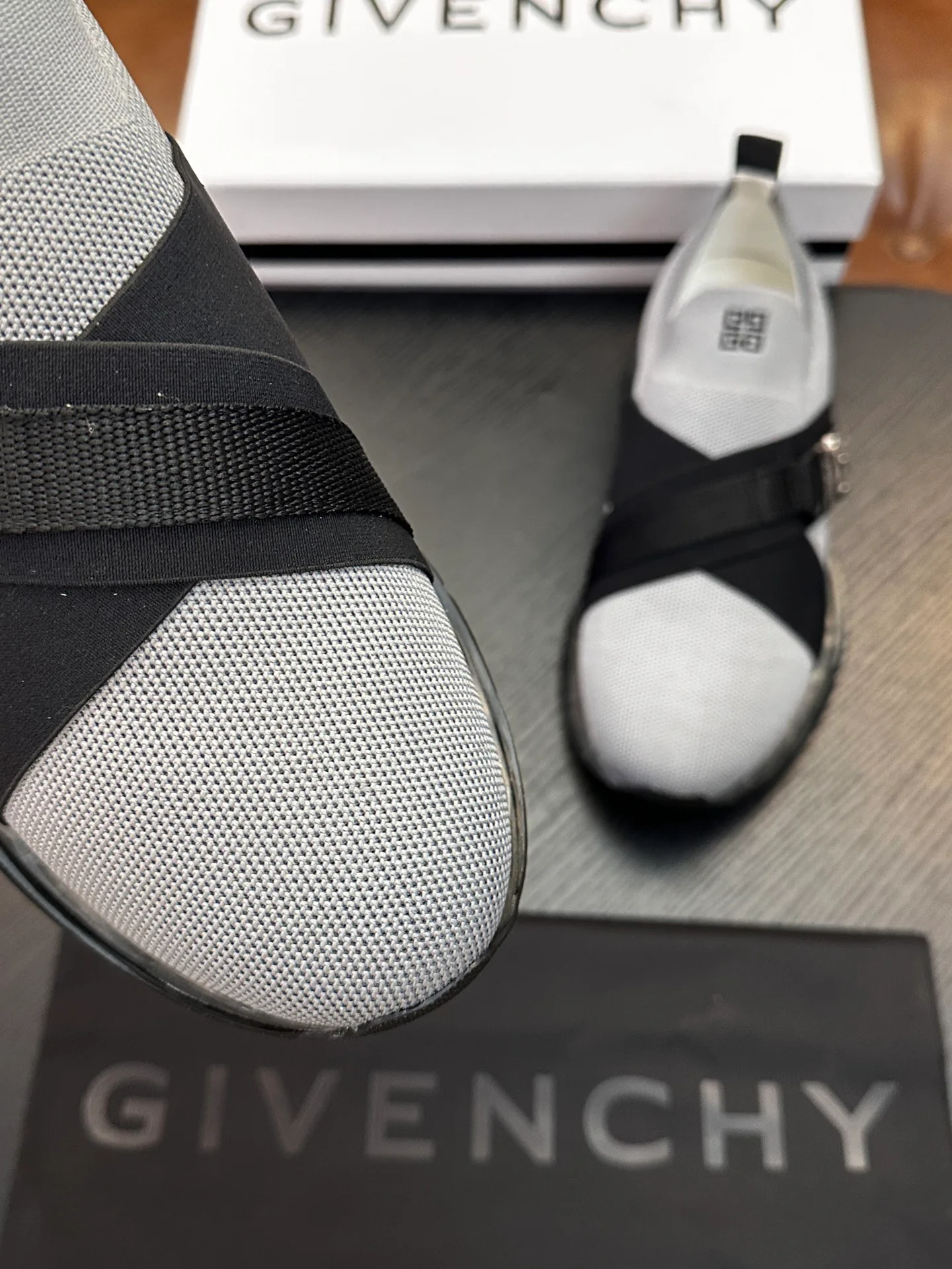 Кеды Женские Givenchy 11710515