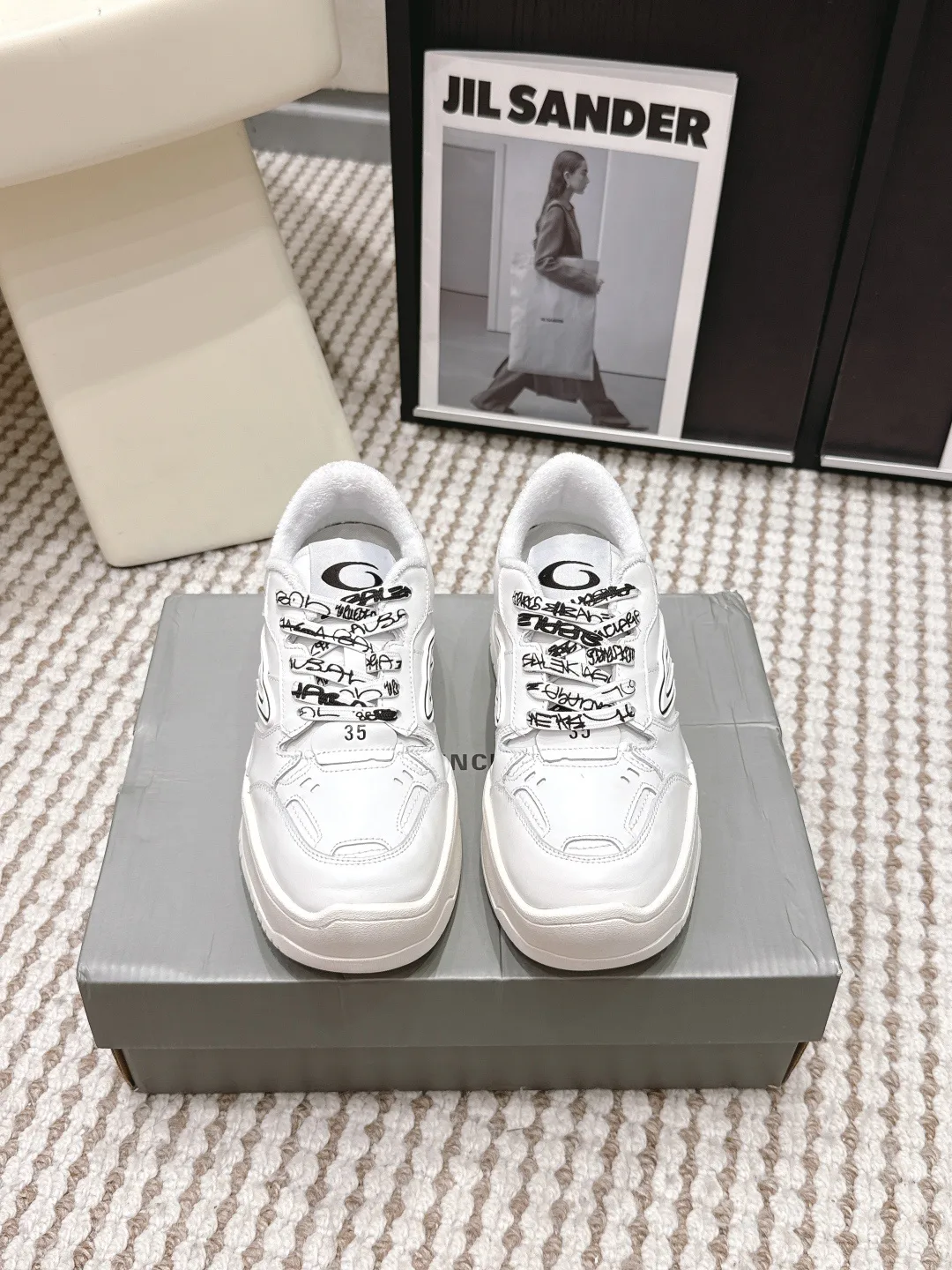 Кроссовки Женские Balenciaga 13555217