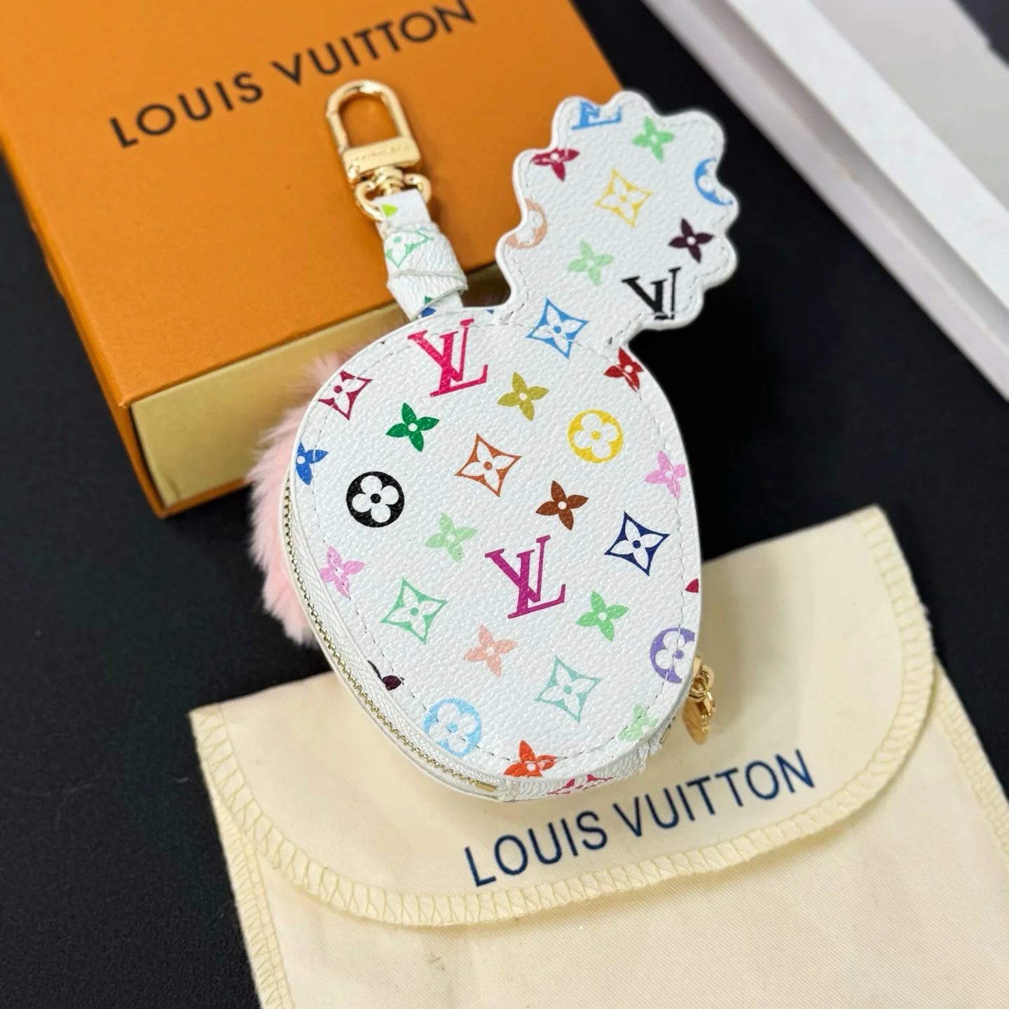 Клатчи Женские Louis Vuitton 13397012