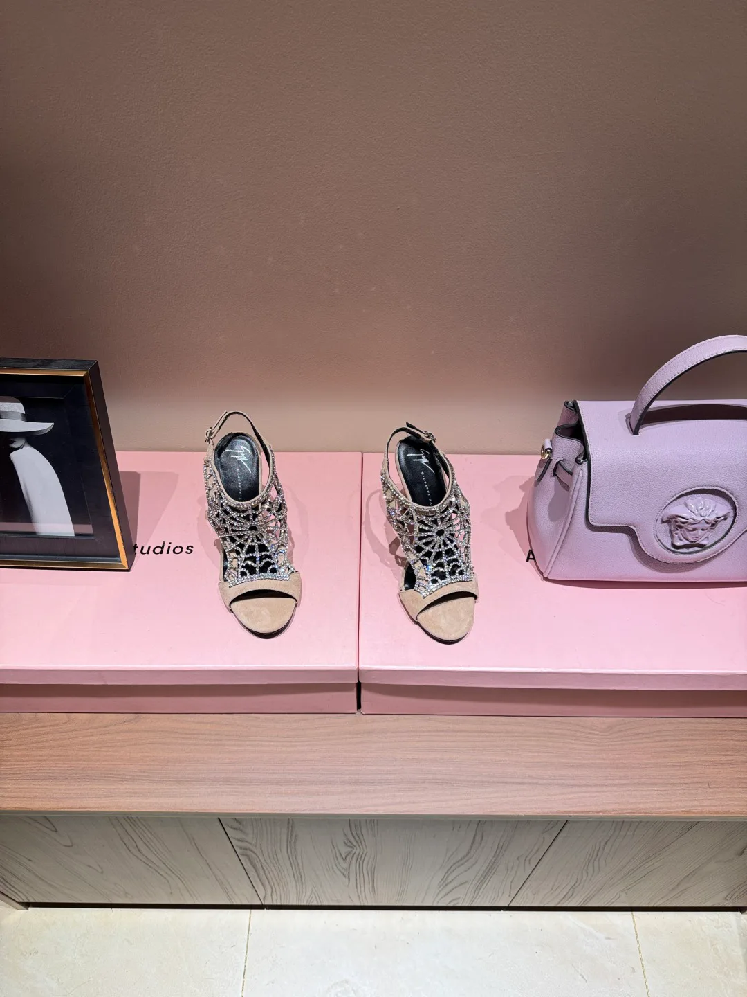 Босоножки Женские Giuseppe Zanotti 13183692