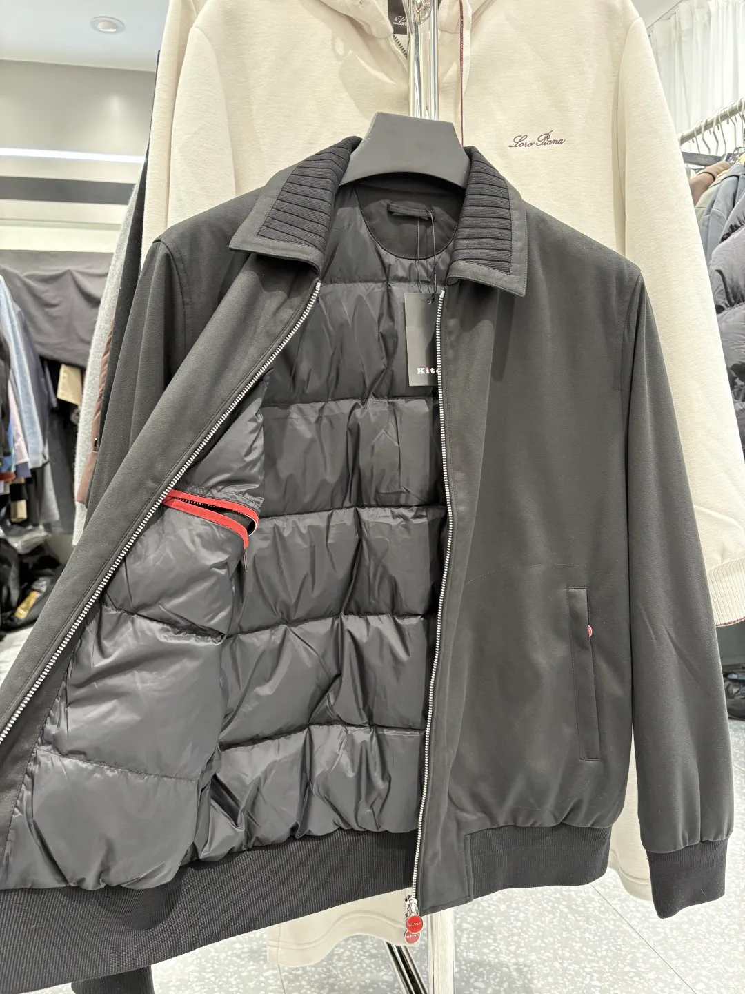 Куртки И Пуховики Мужские Kiton 1639317