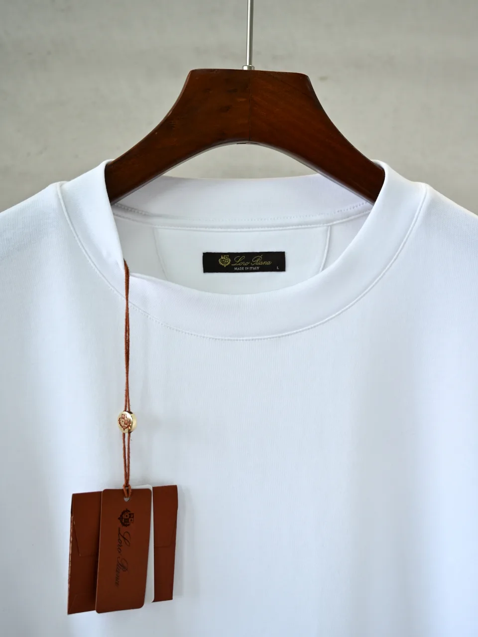Футболки Женские Loro Piana 17332749
