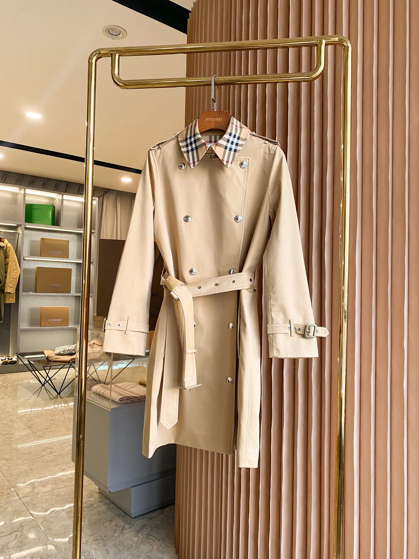 Тренчи Женские Burberry 19078438