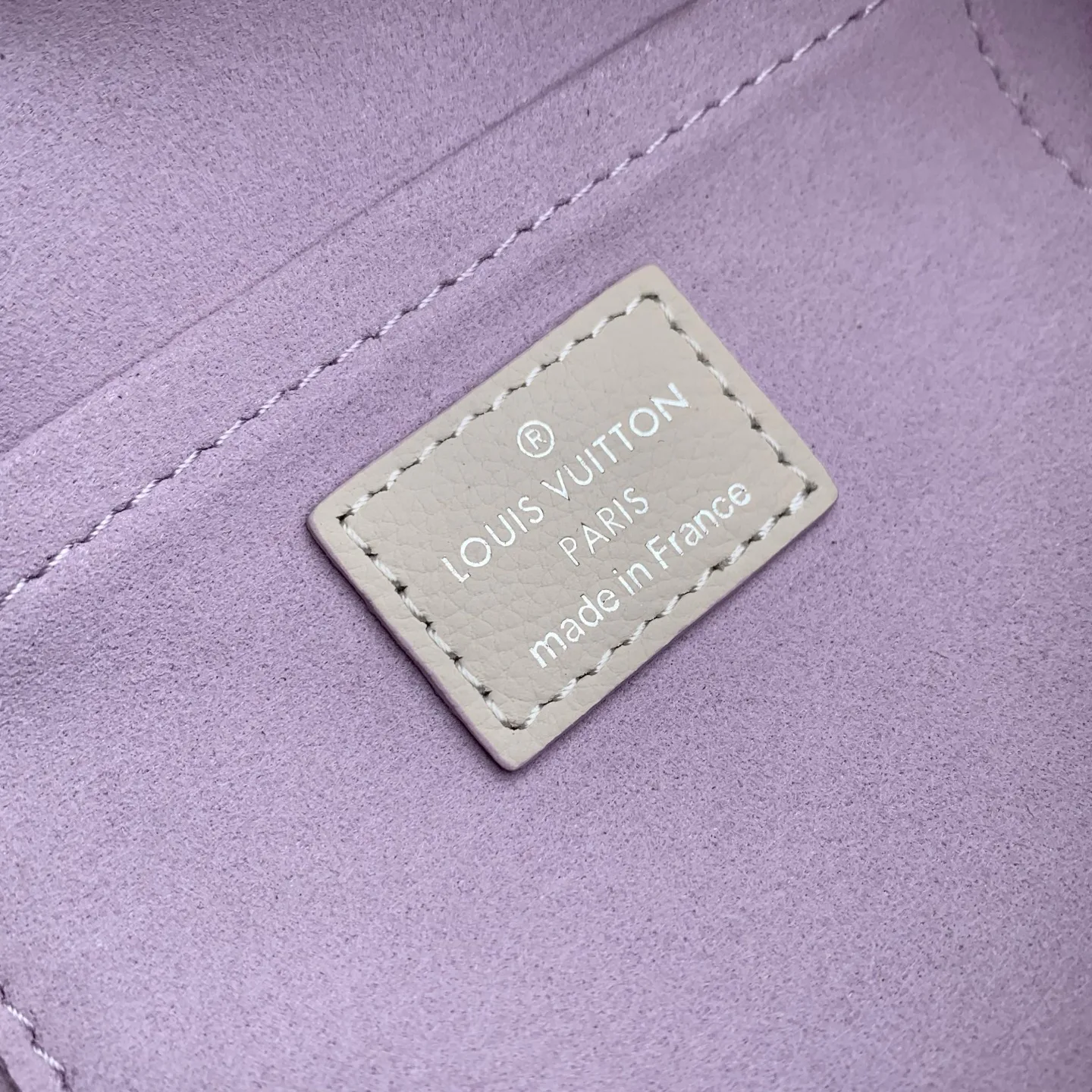 Классические Сумки Женские Louis Vuitton 18147482