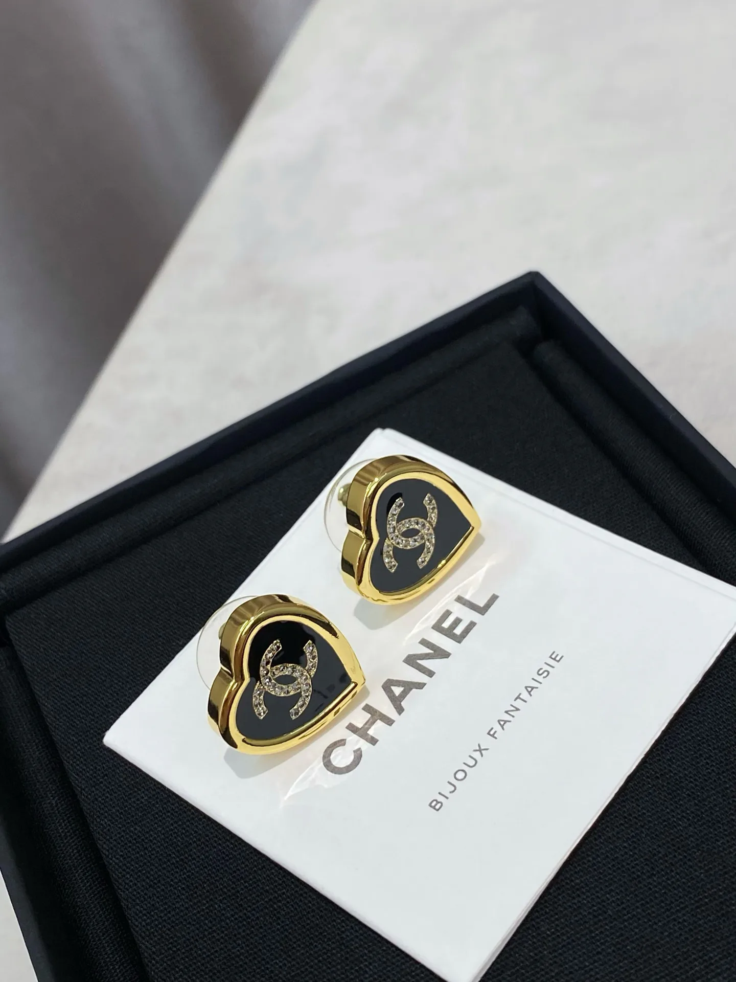 Бижутерия Chanel 360394