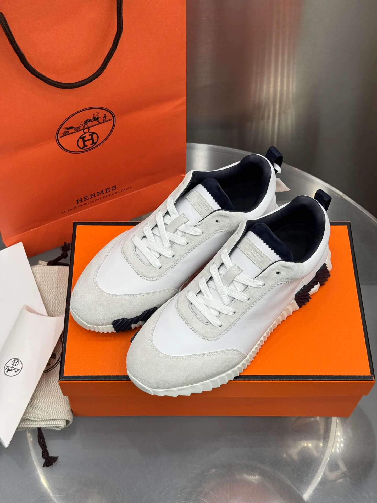 Кроссовки Женские Hermes 14115848