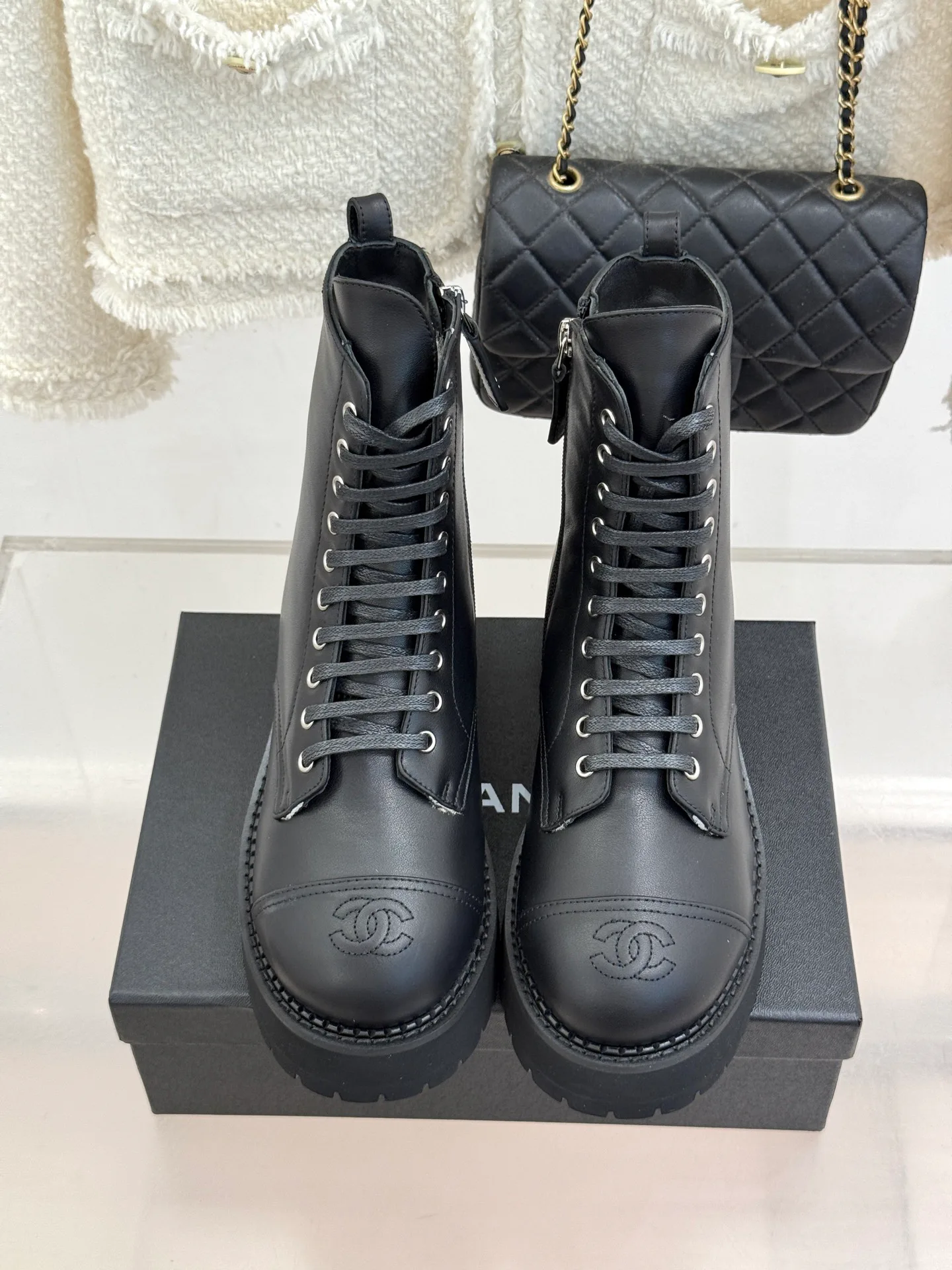 Ботинки Женские Chanel 19570321