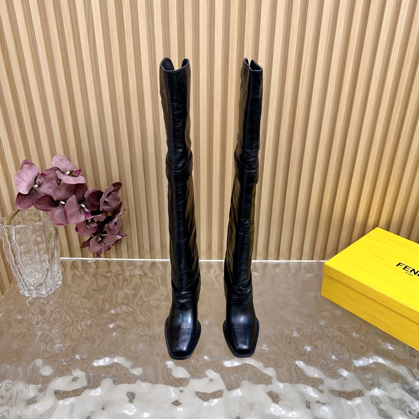 Сапоги Женские Fendi 18235460