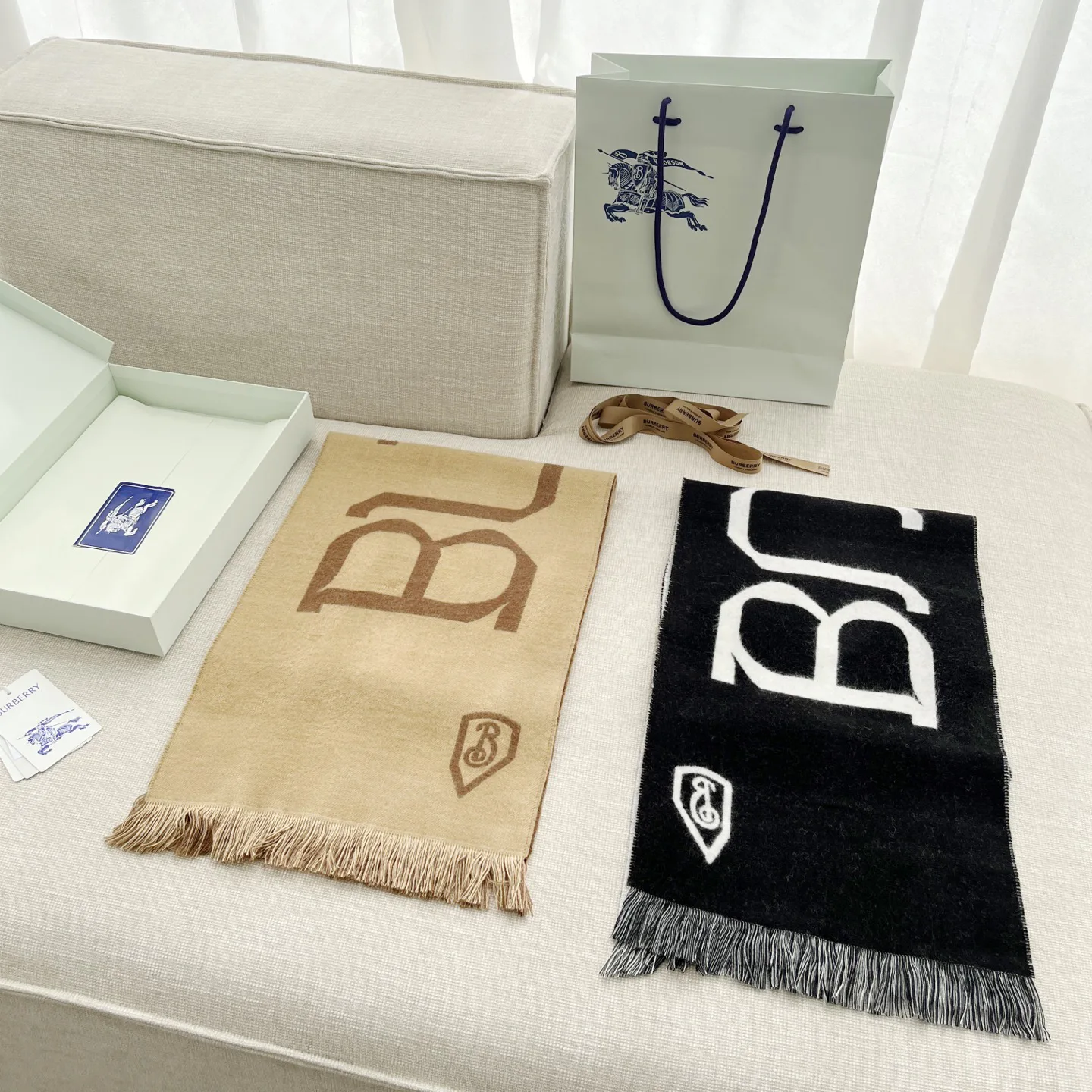 Шарфы Burberry 183747