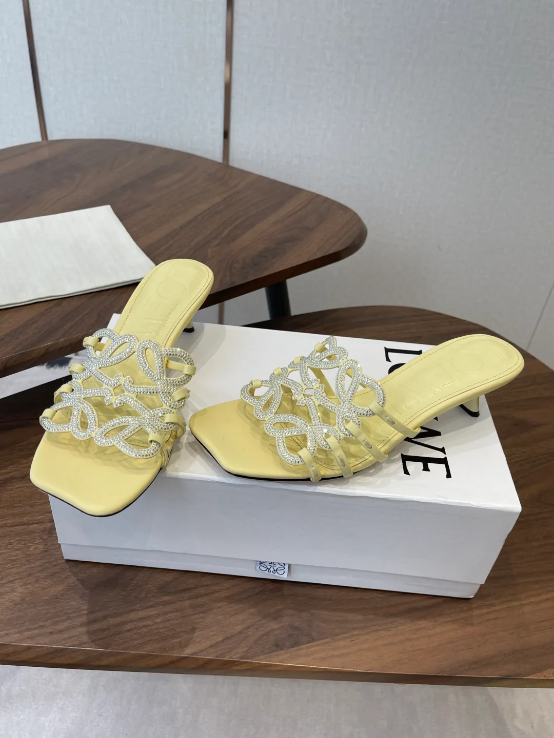 Босоножки Женские Loewe 11427997