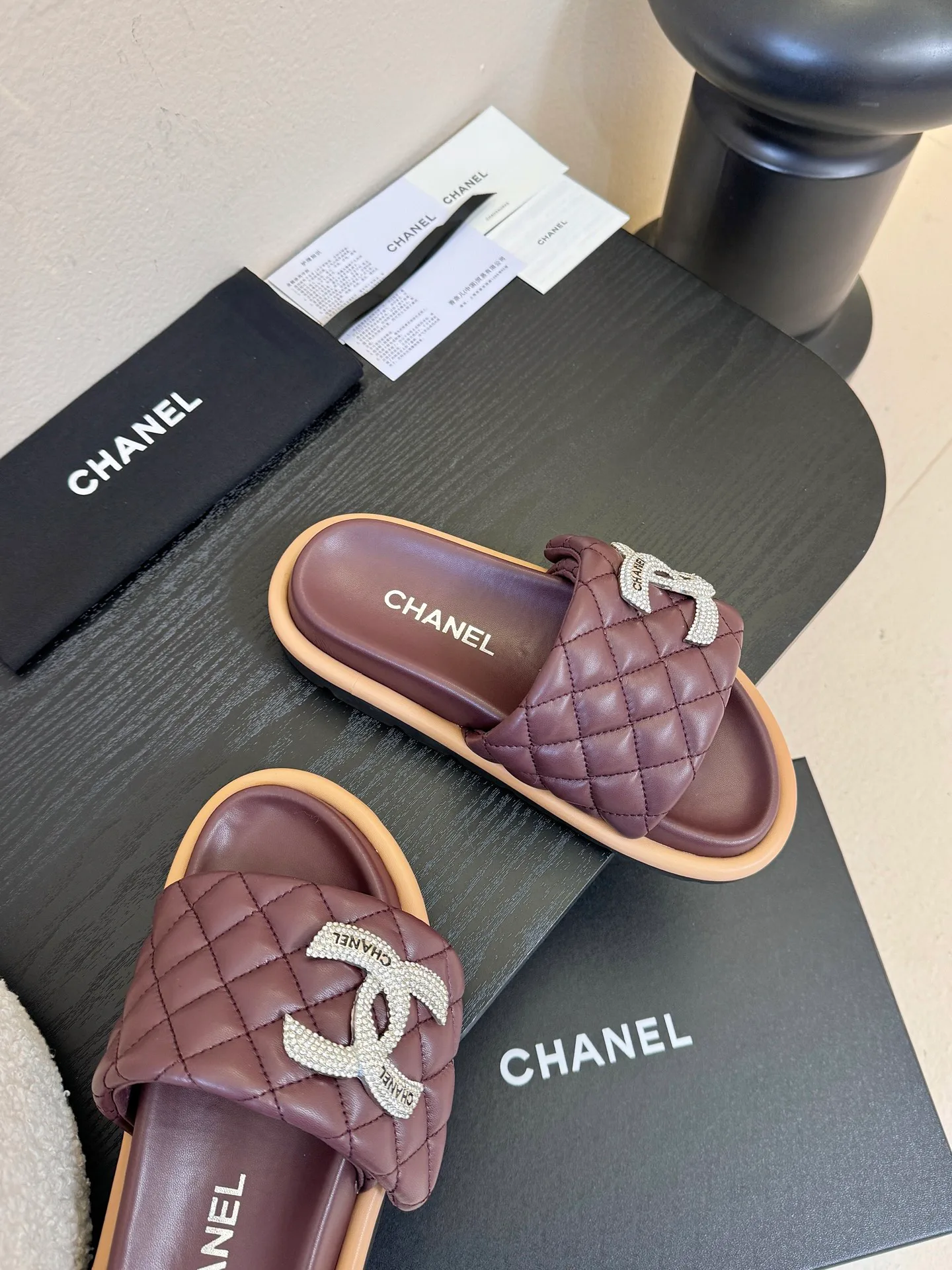 Шлепанцы Женские Chanel 1590885