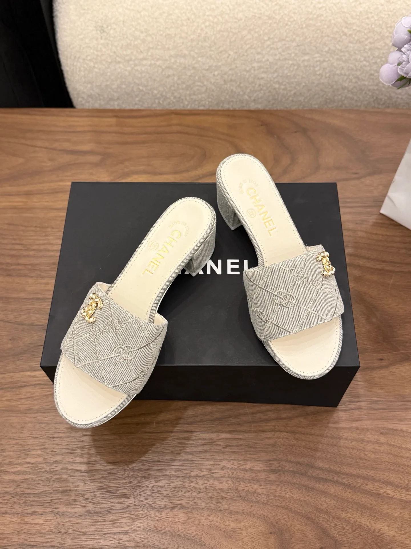 Сандалии Женские Chanel 11559214