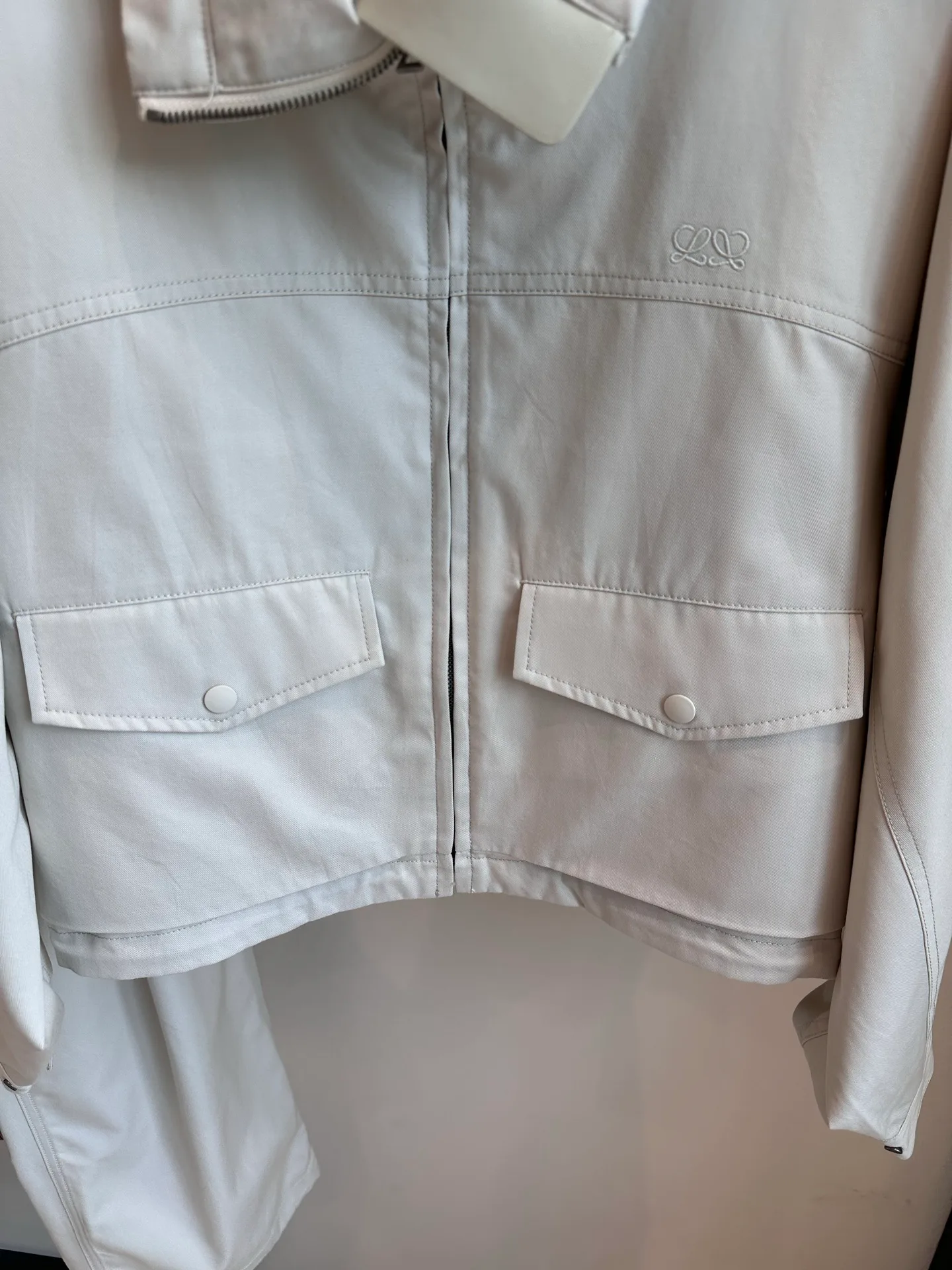 Куртки И Пуховики Женские Loewe 18277338