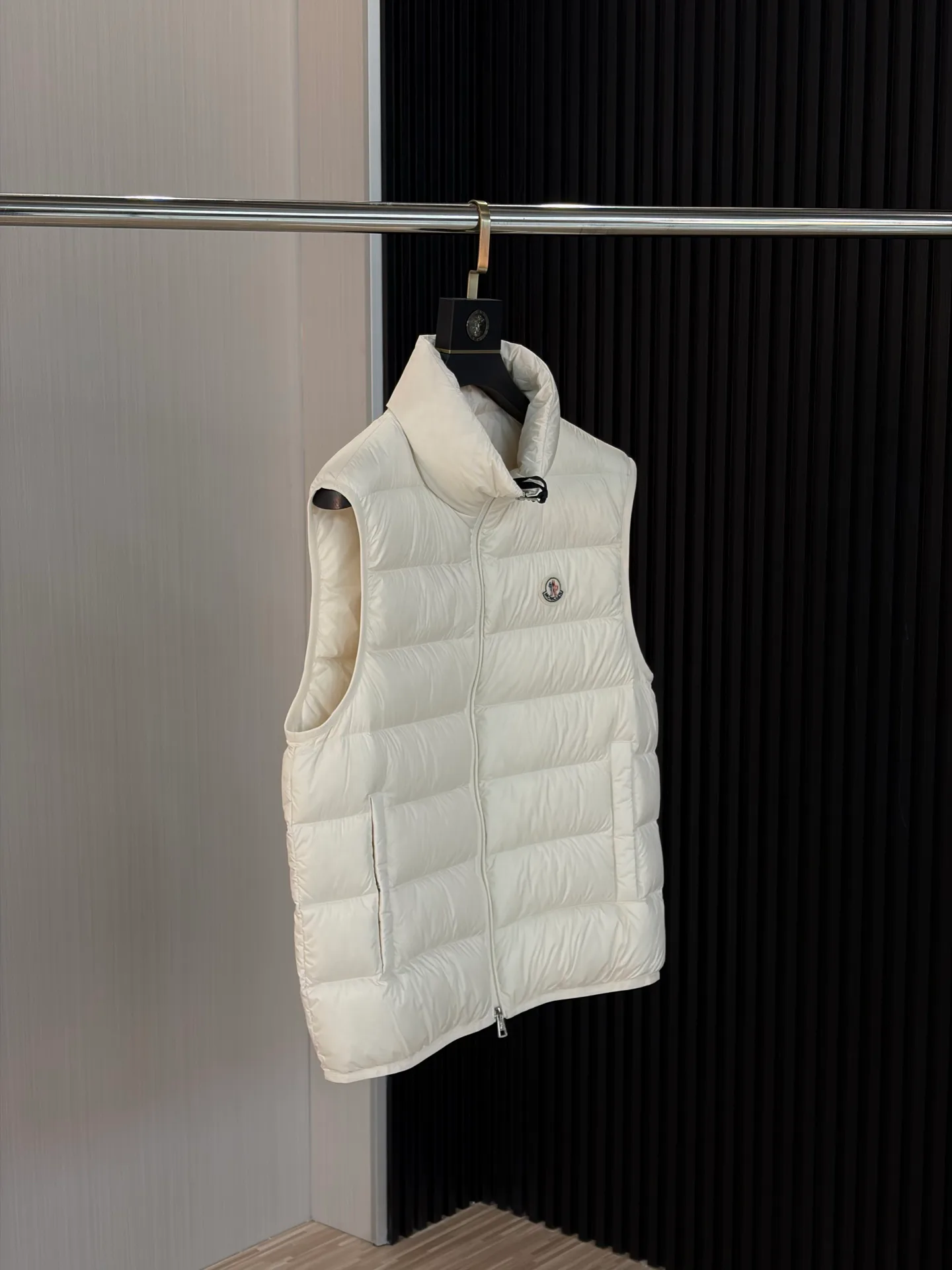 Жилеты Женские Moncler 18689144