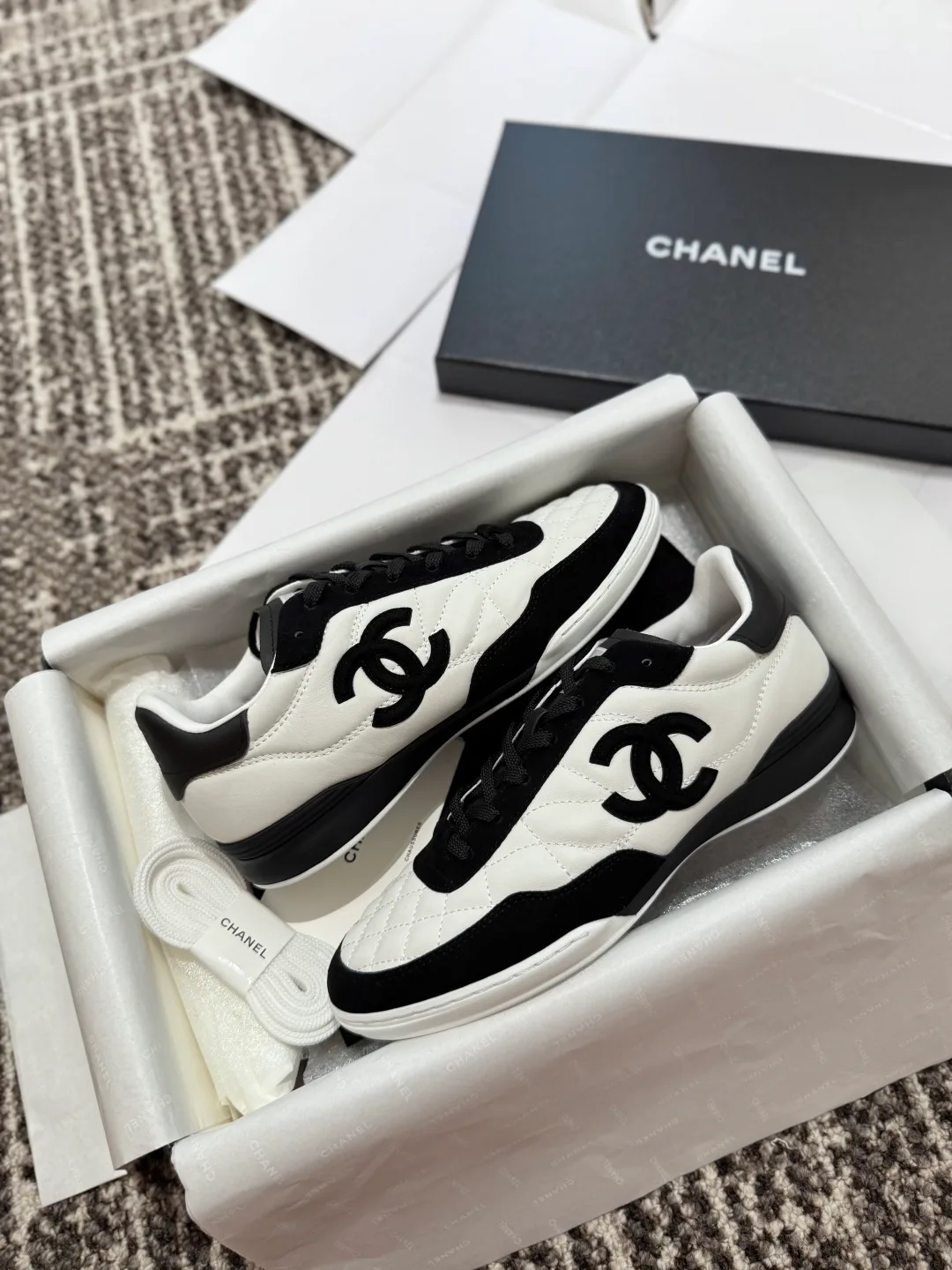 Кроссовки Женские Chanel 13454905