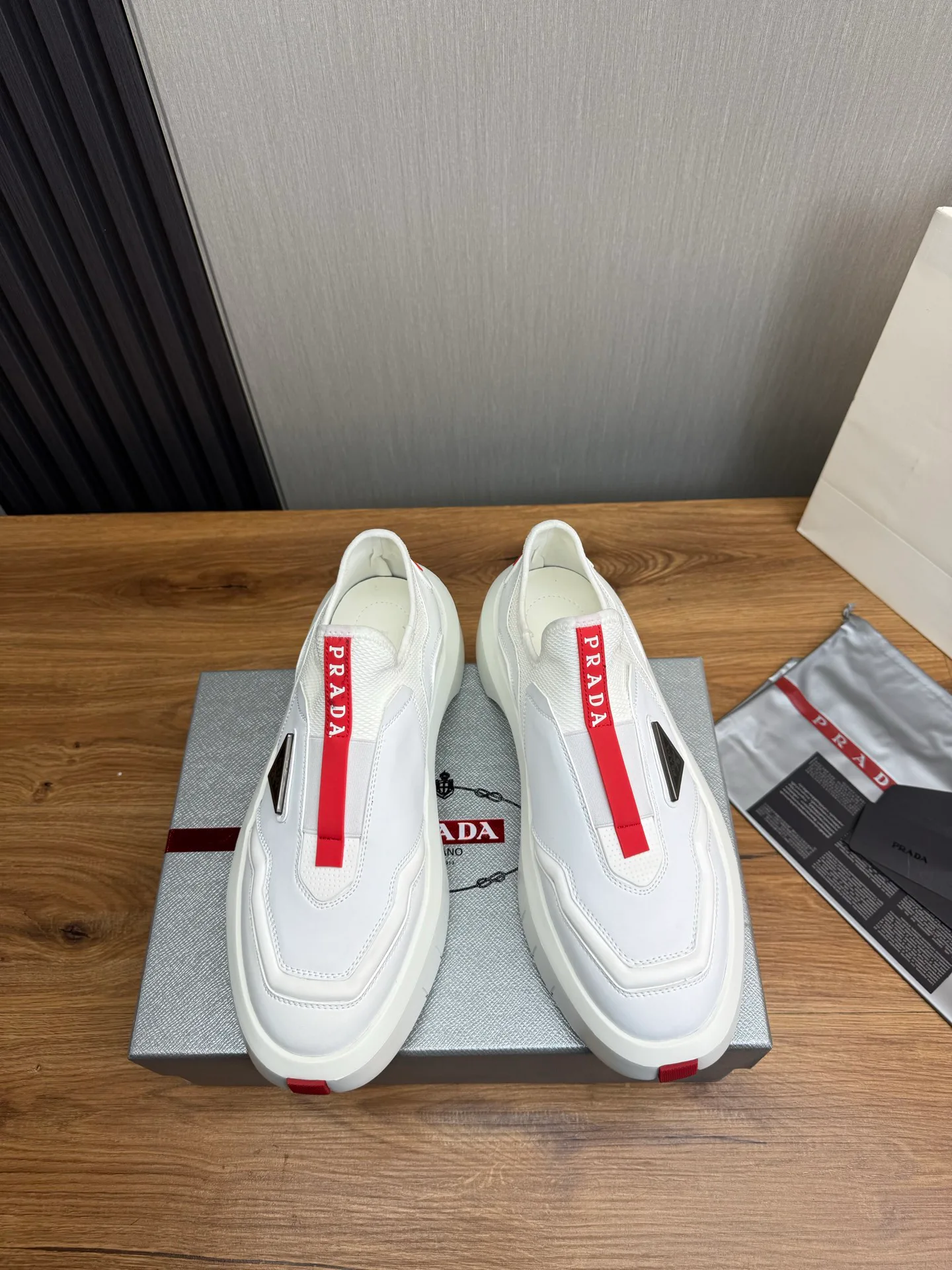 Кроссовки Мужские Prada 34972