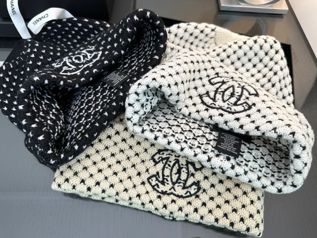 Головные Уборы Chanel 3897255