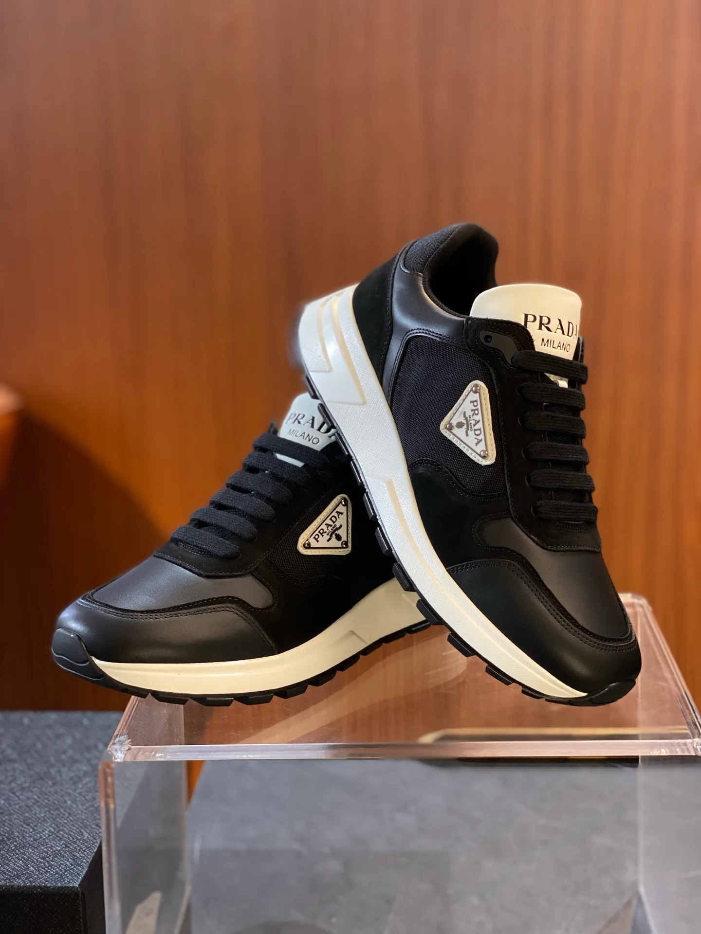 Кроссовки Мужские Prada 408458