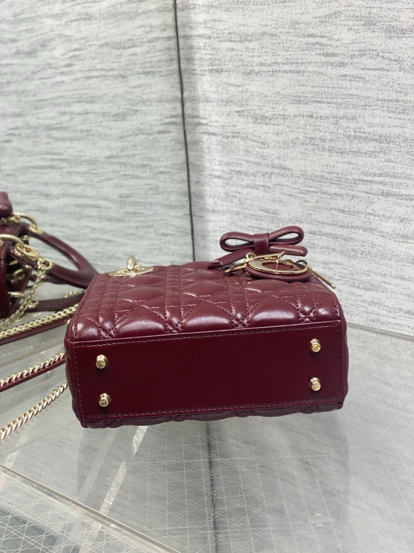 Классические Сумки Женские Christian Dior 17601475