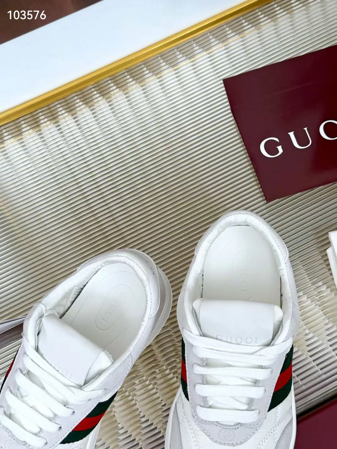 Кроссовки Женские Gucci 18781885