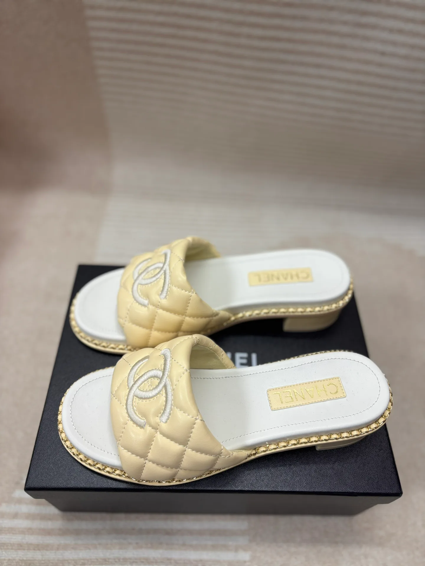 Босоножки Женские Chanel 30300