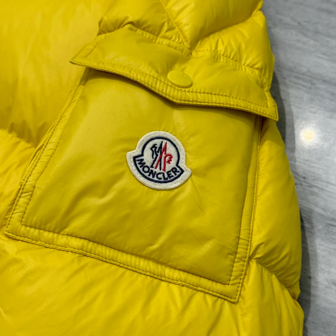 Куртки И Пуховики Мужские Moncler 17927110