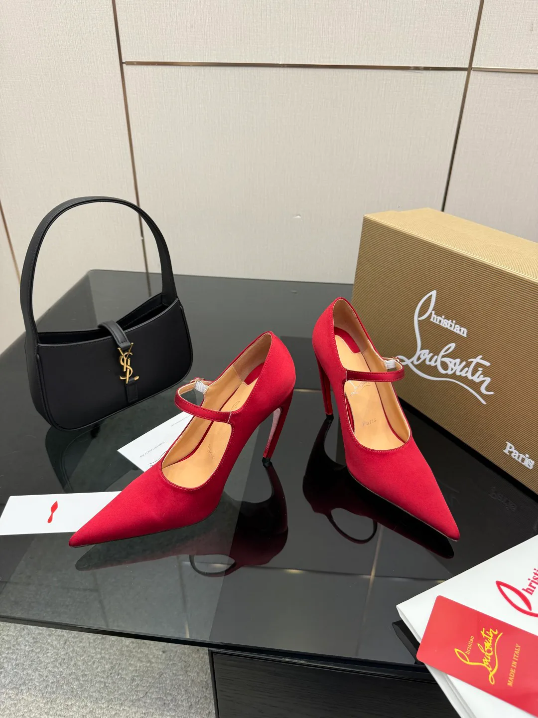 Туфли Женские Christian Louboutin 5052084