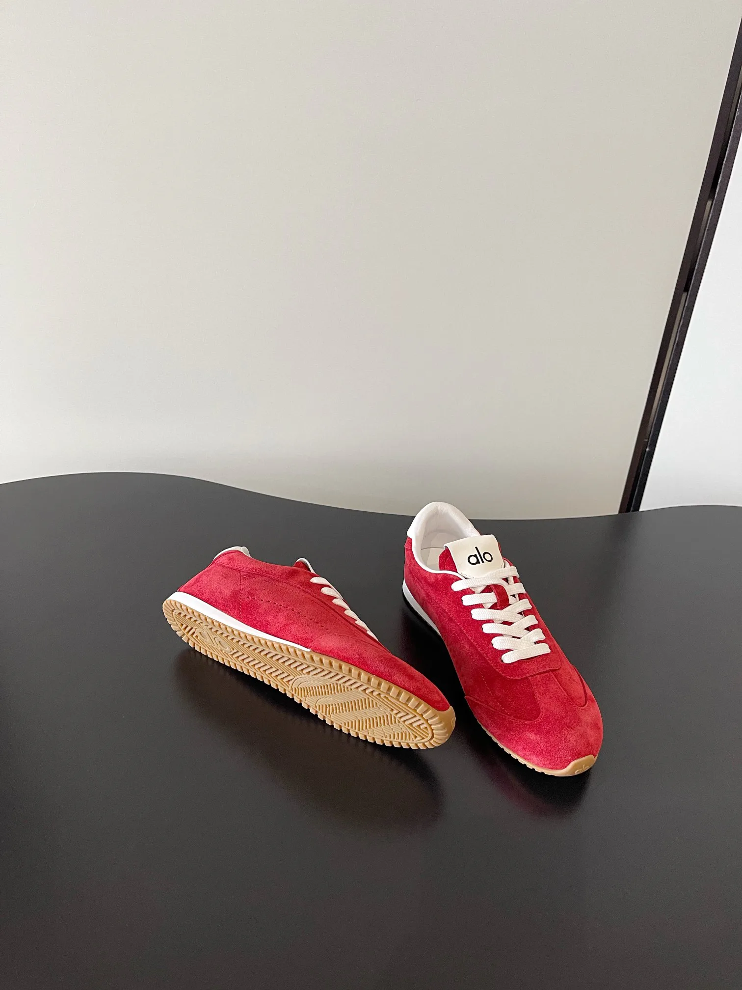 Кроссовки Женские Miu Miu 1523261