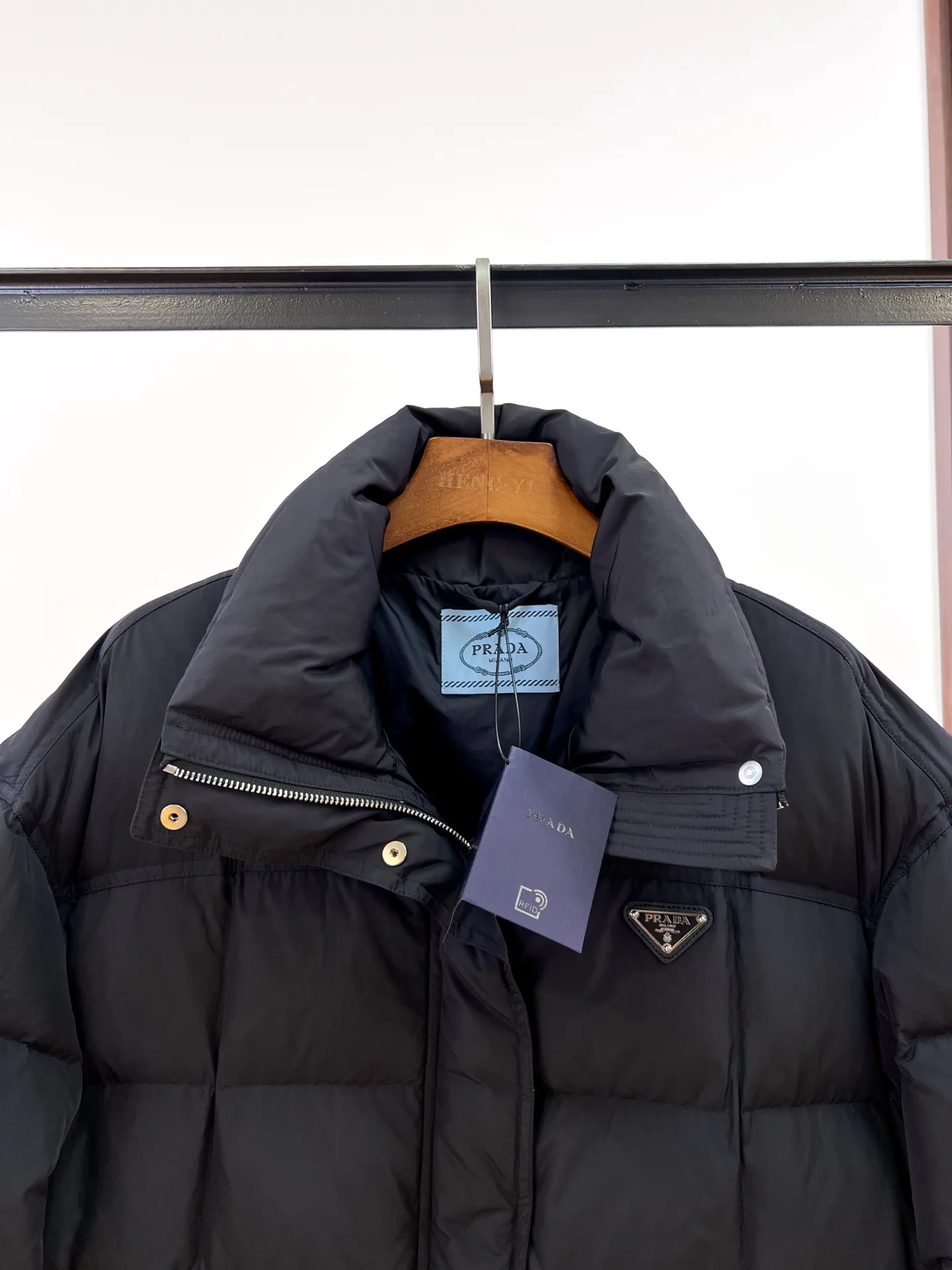 Куртки И Пуховики Женские Prada 18741911