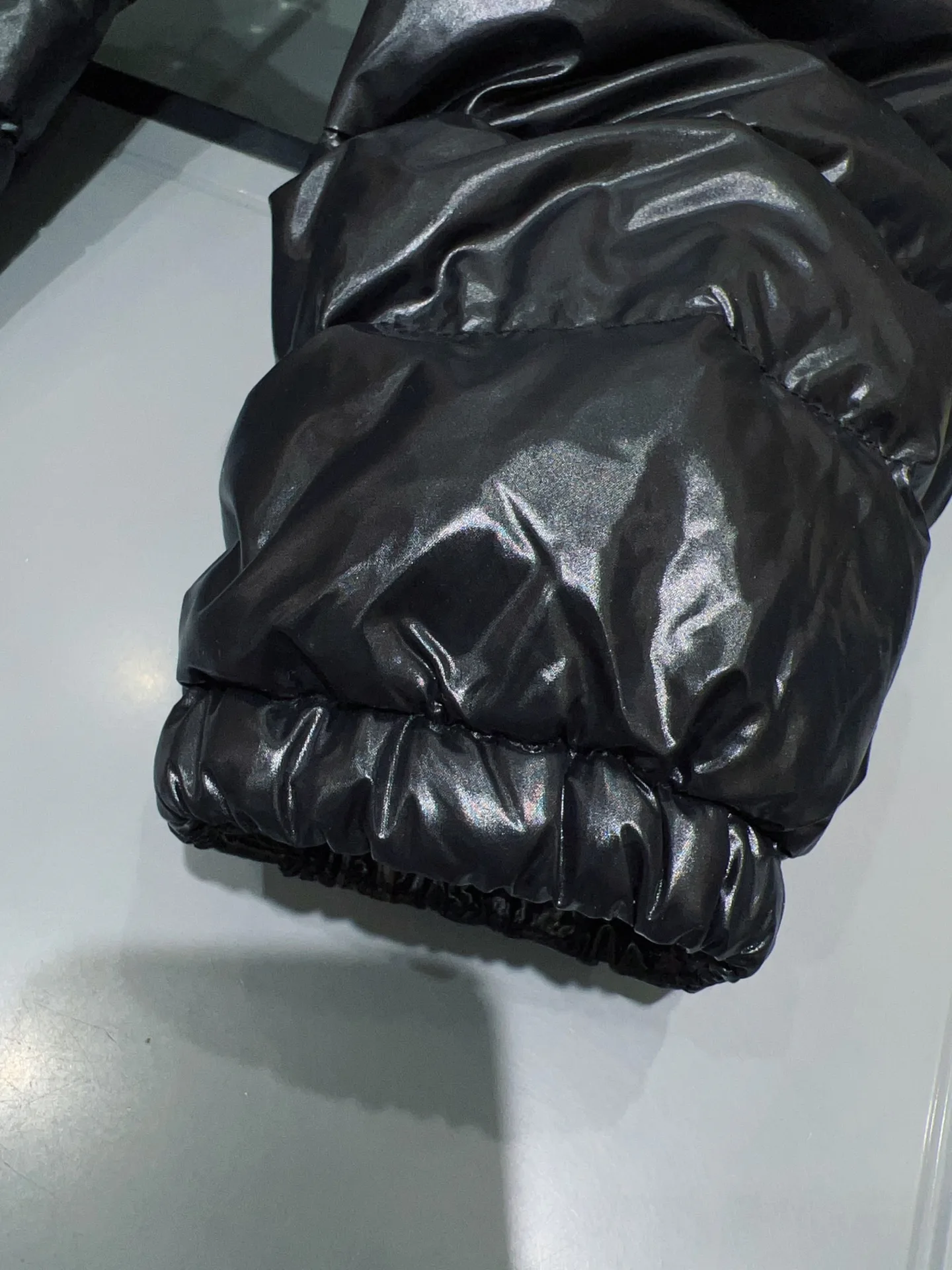 Куртки И Пуховики Мужские Moncler 17915022