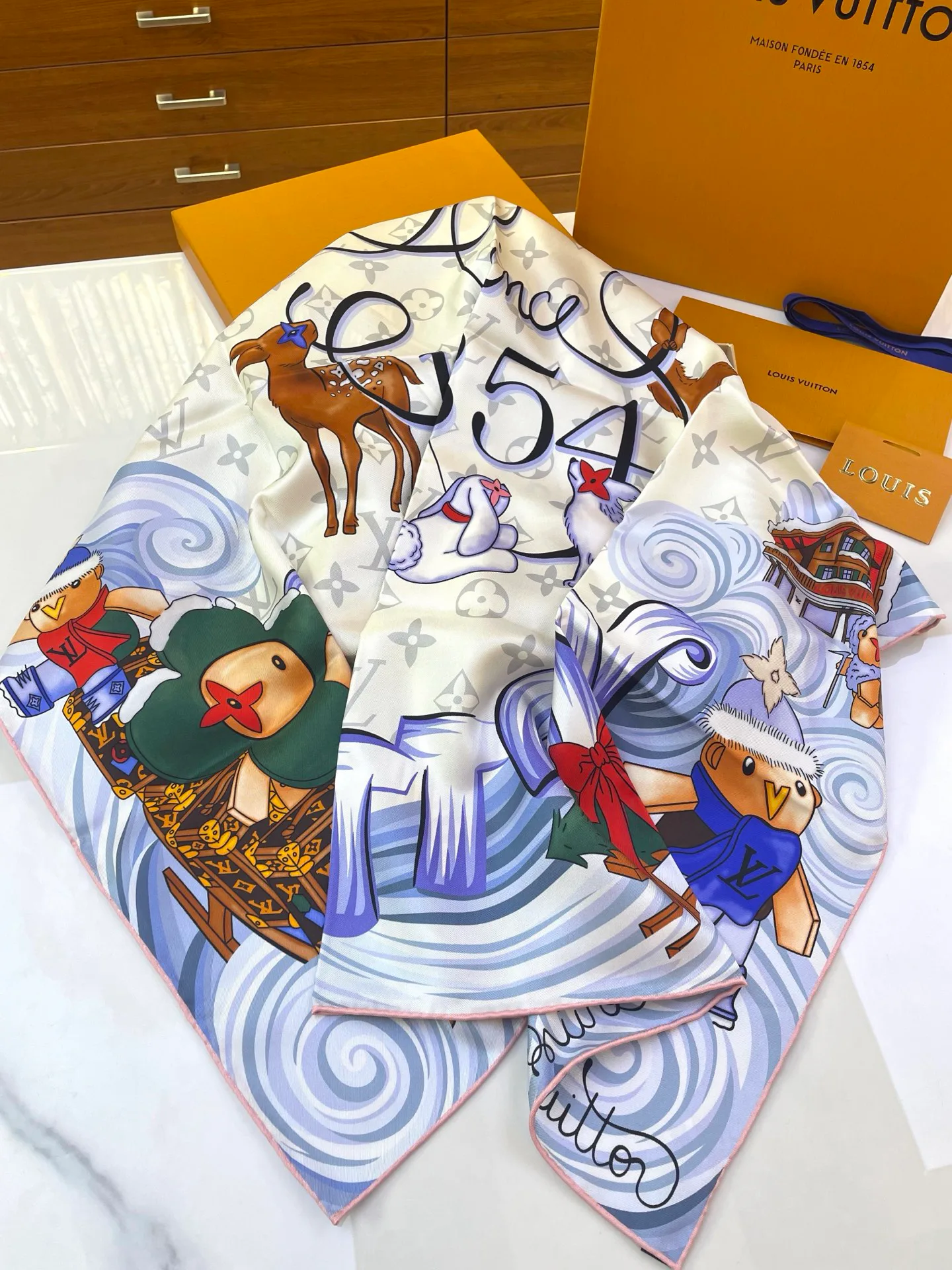 Платки Louis Vuitton 899682