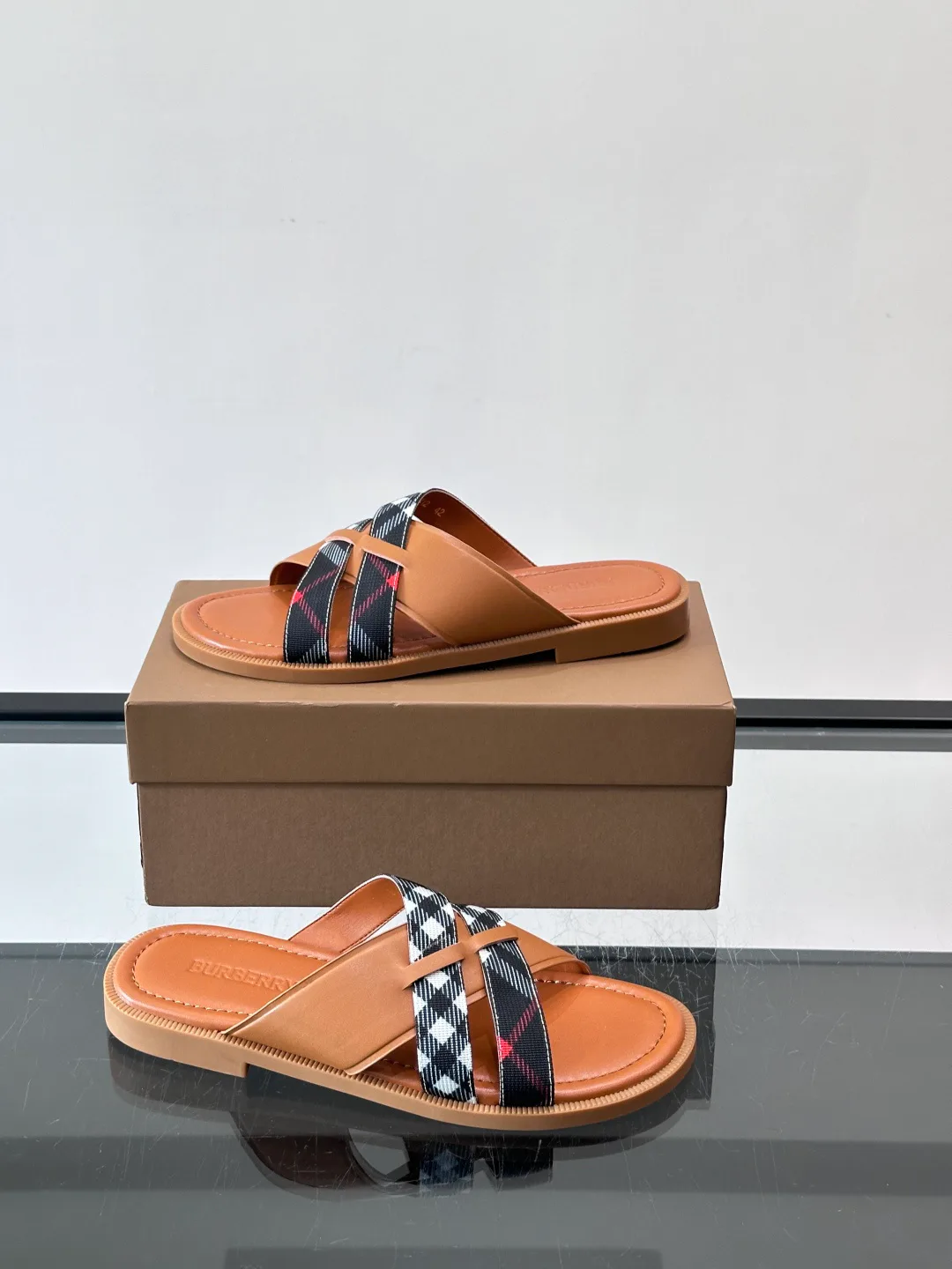 Сандалии Мужские Burberry 13480038