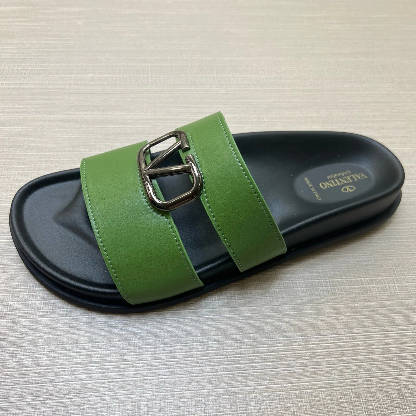 Шлепанцы Мужские Valentino 10646292