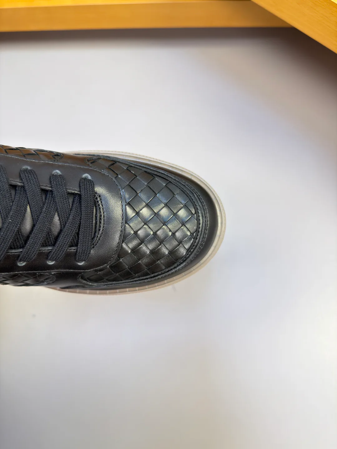 Кроссовки Мужские Bottega Veneta 18744075