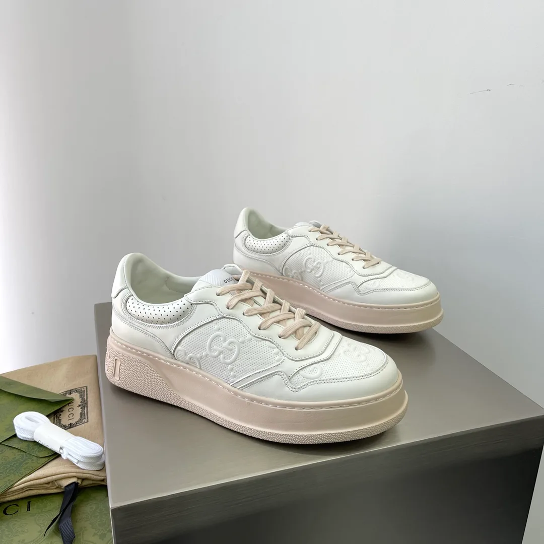 Кроссовки Женские Gucci 1880439