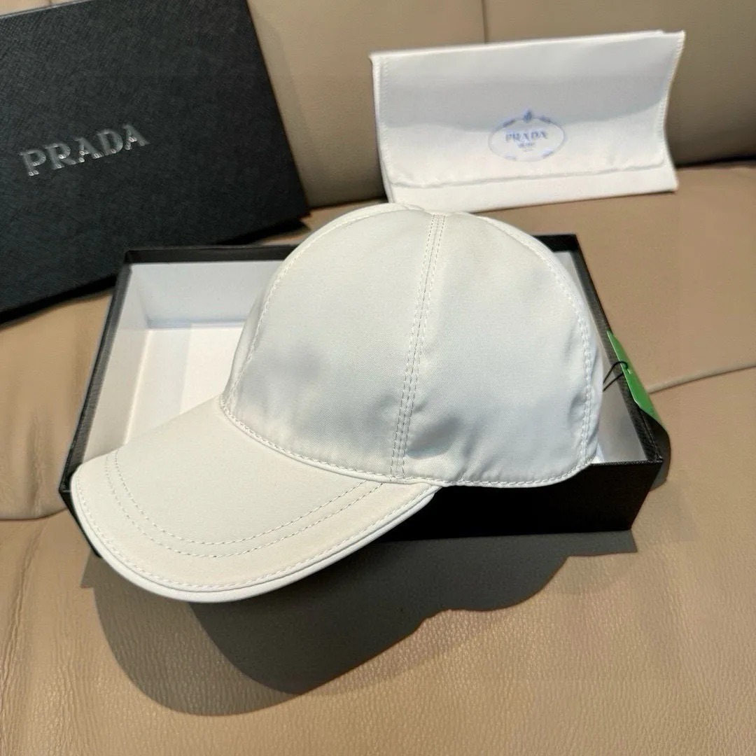 Головные Уборы Prada 17604797