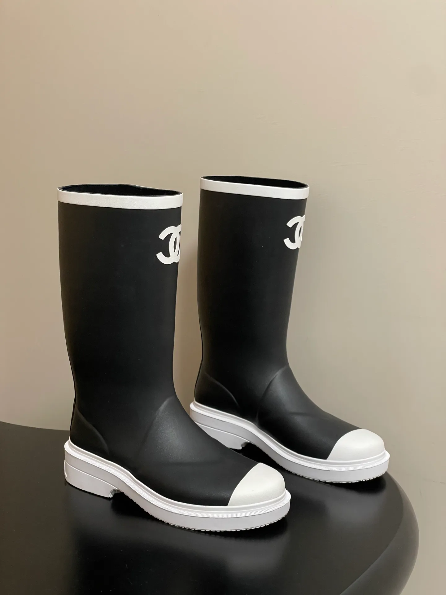 Сапоги Женские Chanel 18440884