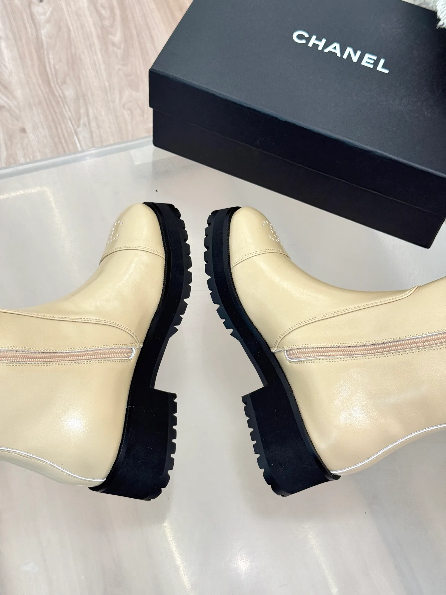 Сапоги Женские Chanel 18004020