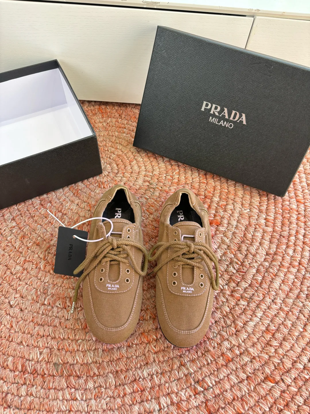 Кроссовки Женские Prada 10446948
