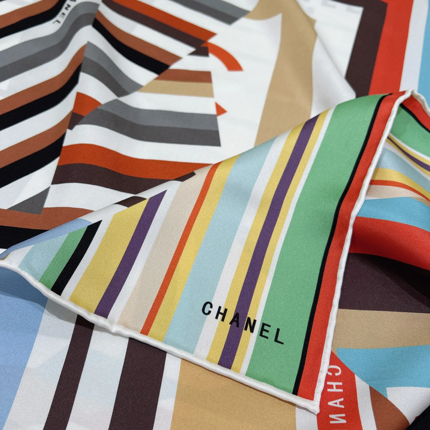 Платки Chanel 17645245