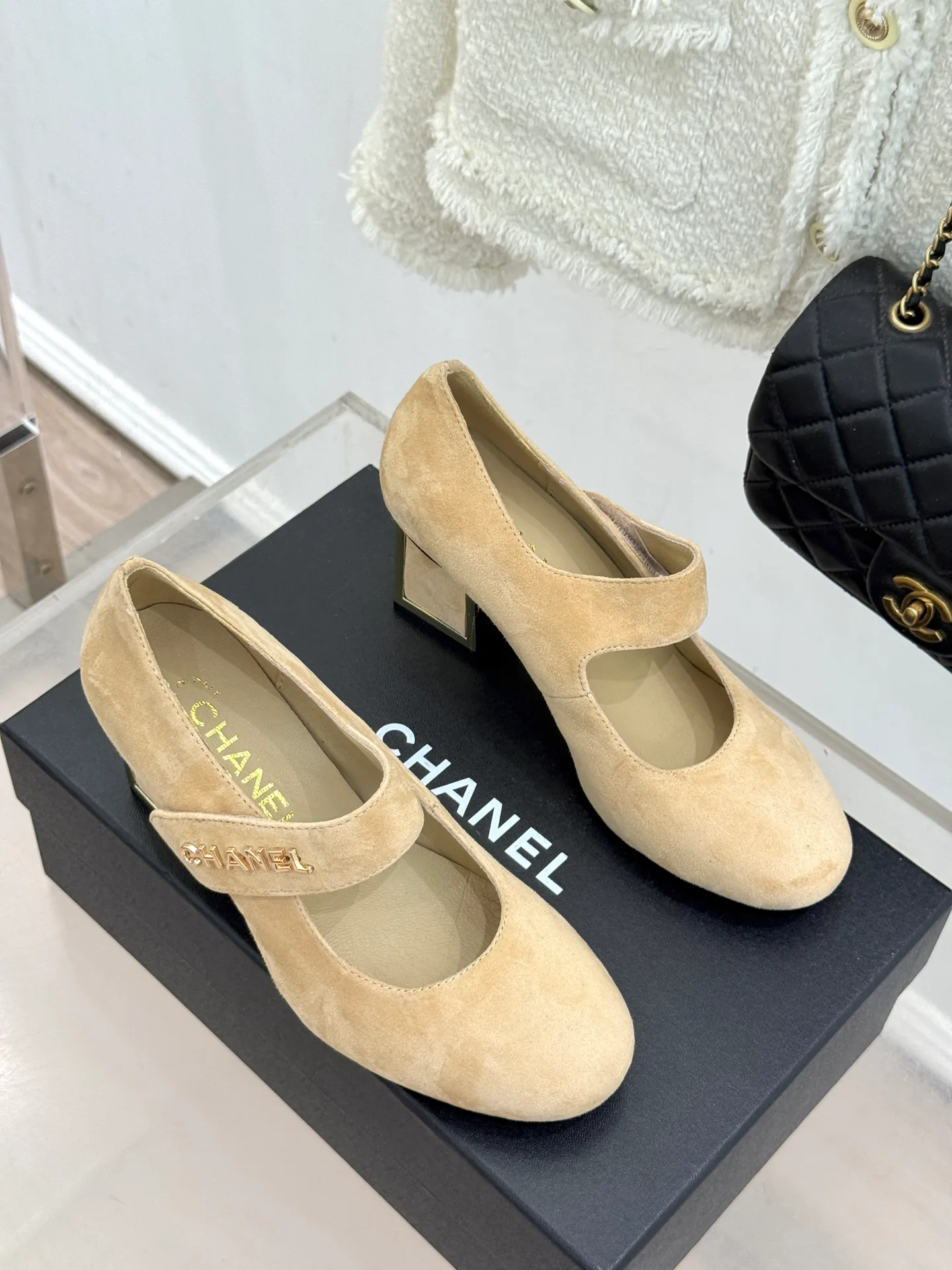 Туфли Женские Chanel 18154799