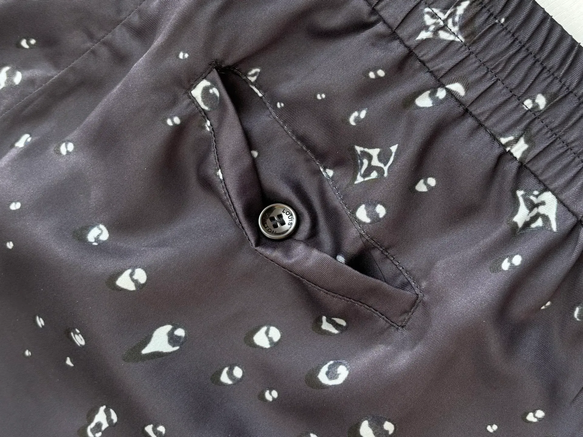 Шорты Женские Louis Vuitton 856570