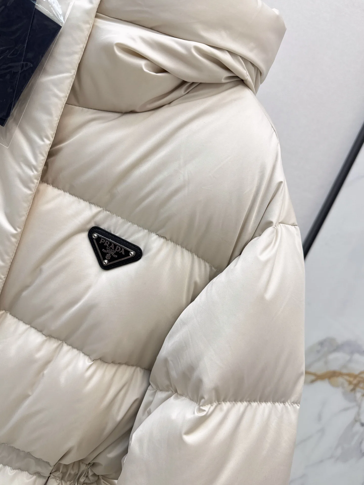 Куртки И Пуховики Женские Prada 18814808