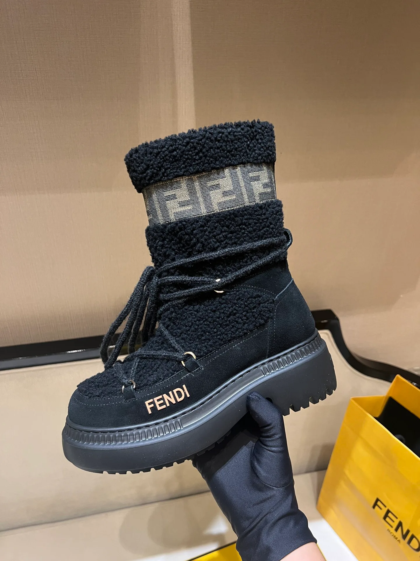 Угги Женские Fendi 1408717