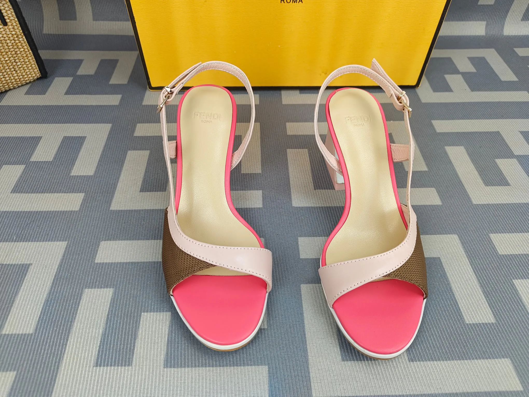Туфли Женские Fendi 11776674
