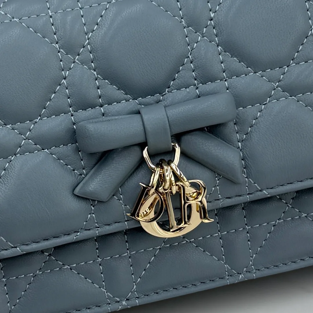 Классические Сумки Женские Christian Dior 12594773